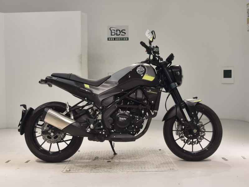Benelli Leoncino 250 2020
