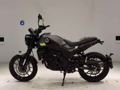 Benelli Leoncino 250 2020