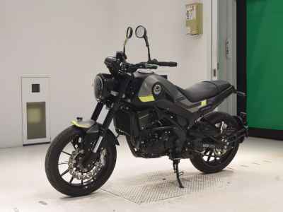 Benelli Leoncino 250 2020