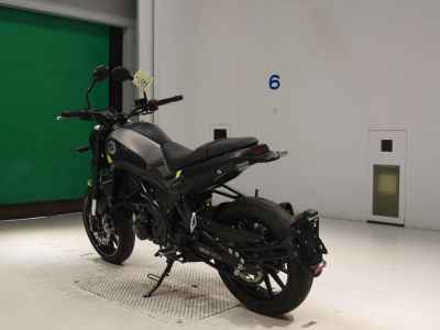 Benelli Leoncino 250 2020