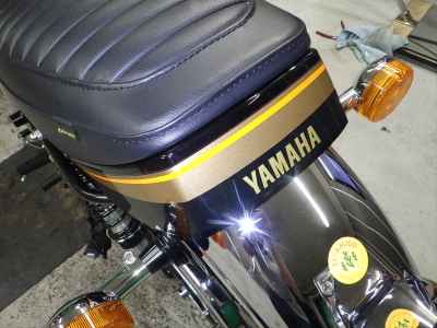 Yamaha SR400 2021