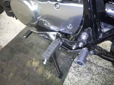 Yamaha SR400 2021