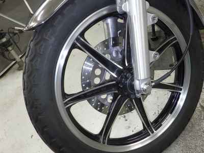 Yamaha SR400 2021