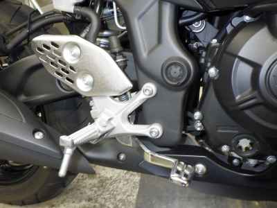 Yamaha YZF-R25 2023
