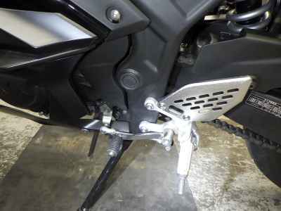 Yamaha YZF-R25 2023