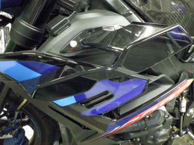 BMW M1000R 2024