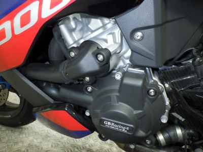 BMW M1000R 2024