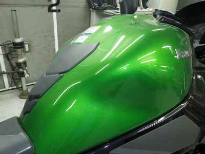 Kawasaki Ninja H2 SX 2023