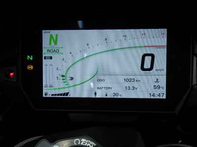 Kawasaki Ninja H2 SX 2023