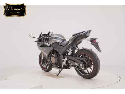 Honda CBR400R 2022