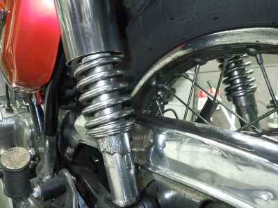 Suzuki GT750 2016