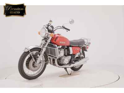 Suzuki GT750 2016