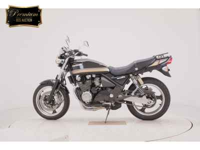 Kawasaki Zephyr 400 2008