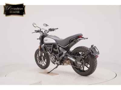 Ducati Scrambler Icon 2021
