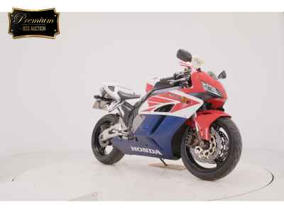 Honda CBR1000RR 2004