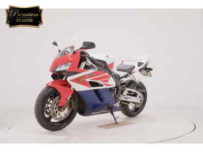 Honda CBR1000RR 2004