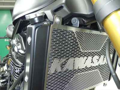 Kawasaki Z900RS SE 2025