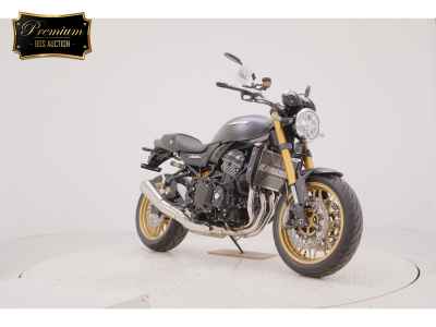 Kawasaki Z900RS SE 2025