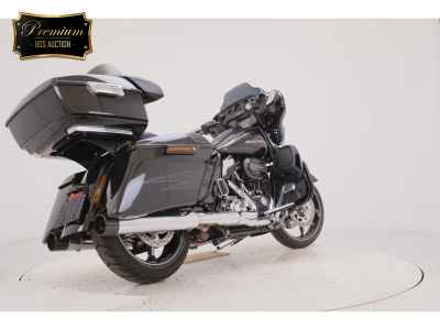 Harley-Davidson Street Glide FLHXS114 2017