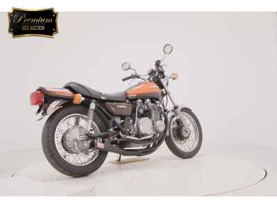 Kawasaki KZ900 2025
