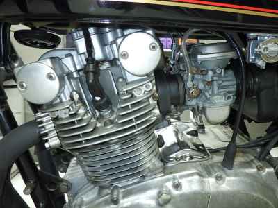 Suzuki GS400 2025