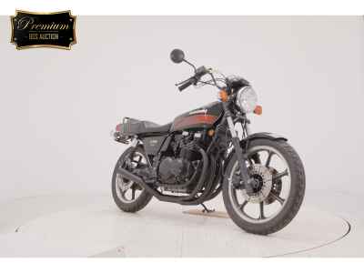 Kawasaki Z550GP 2025