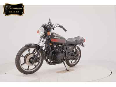 Kawasaki Z550GP 2025