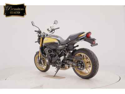 Kawasaki Z900RS SE 2024