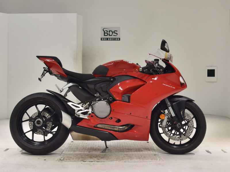 Ducati Panigale V2 2021
