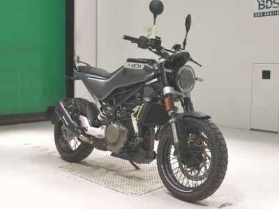 Husqvarna Svartpilen 401 2020