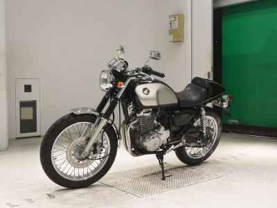 Honda CB400SS 2005