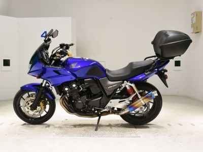 Honda CB400 Super Boldor 2016