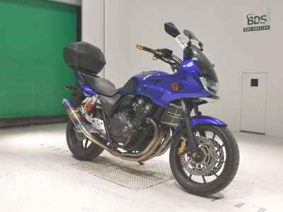Honda CB400 Super Boldor 2016