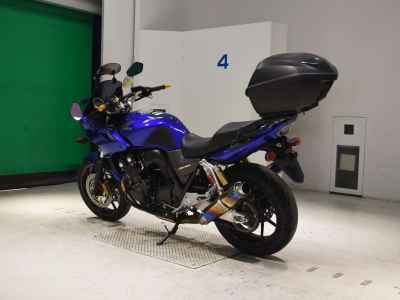 Honda CB400 Super Boldor 2016