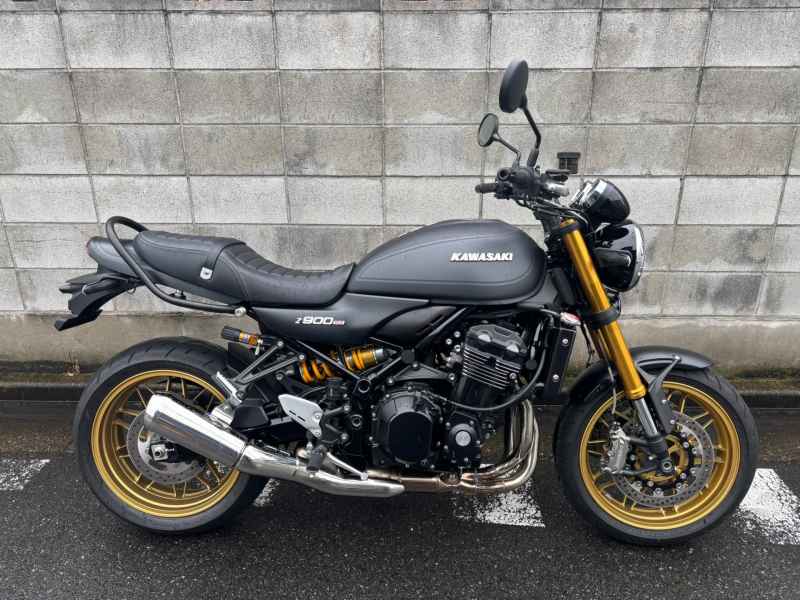 Kawasaki Z900RS 2024