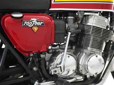 Honda CB750F 2021