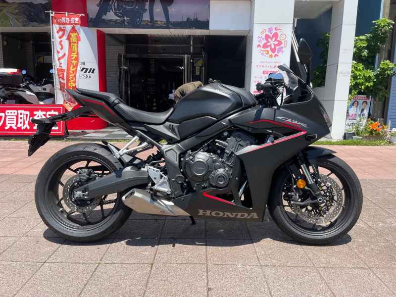 Honda CBR650R 2024