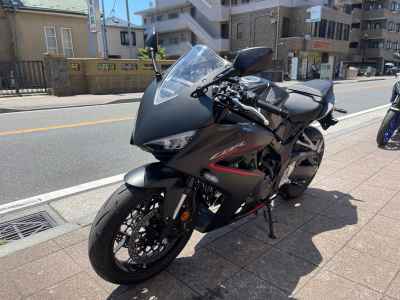 Honda CBR650R 2024