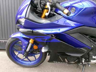 Yamaha YZF-R25 2019