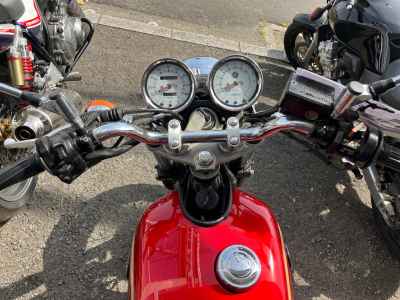 Yamaha SR400 2011