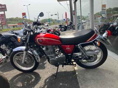 Yamaha SR400 2011