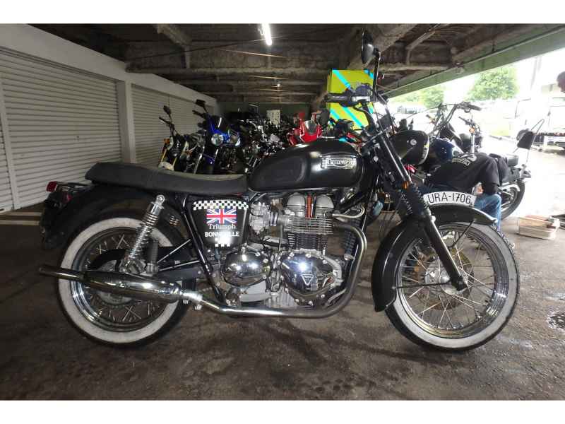 Triumph Bonneville T100 2007