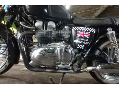 Triumph Bonneville T100 2007