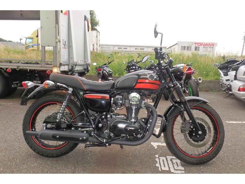 Kawasaki W800 2016