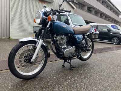Yamaha SR400 2020