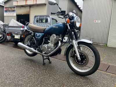 Yamaha SR400 2020