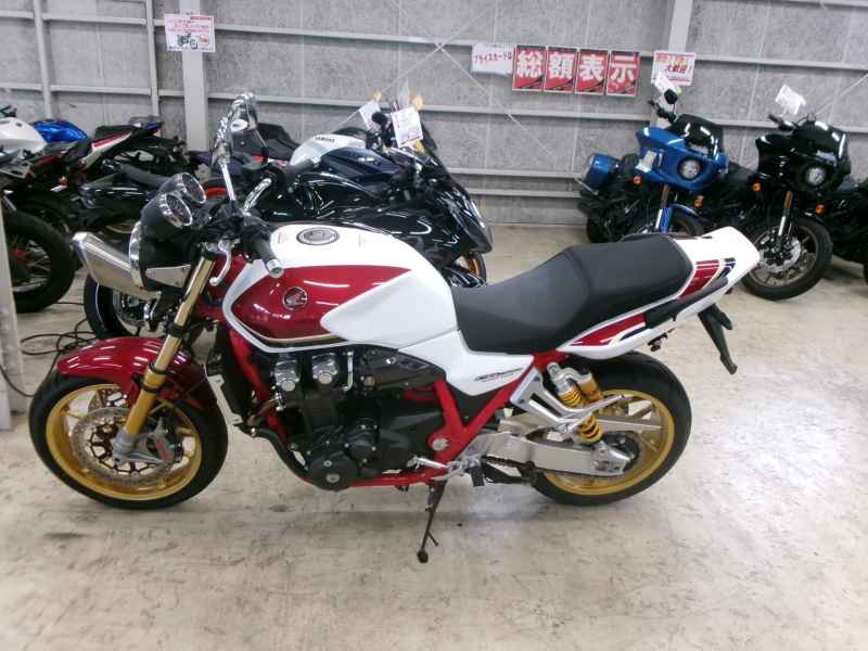 Honda CB1300SF 2024