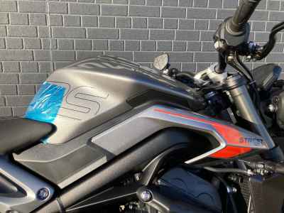 Triumph Street Triple 2024