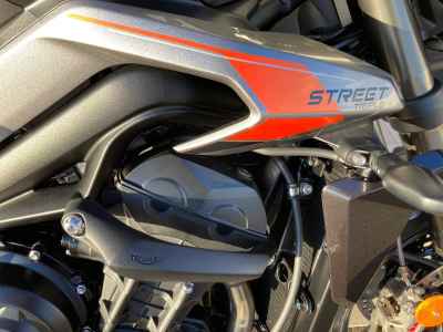 Triumph Street Triple 2024
