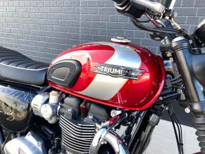 Triumph Bonneville T120 2024